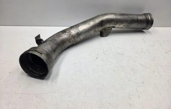 Mercedes-Benz CLS C219 Turbo air intake inlet pipe/hose A6420980707 6420980707