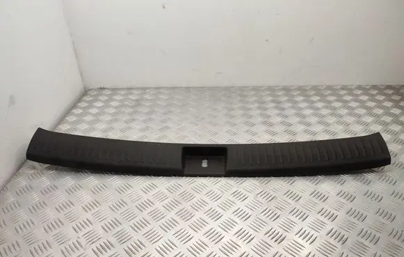 KIA Sorento Trunk/boot sill cover protection 85770C5000