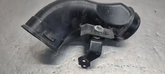 Honda CR-V Air intake duct part ATP124