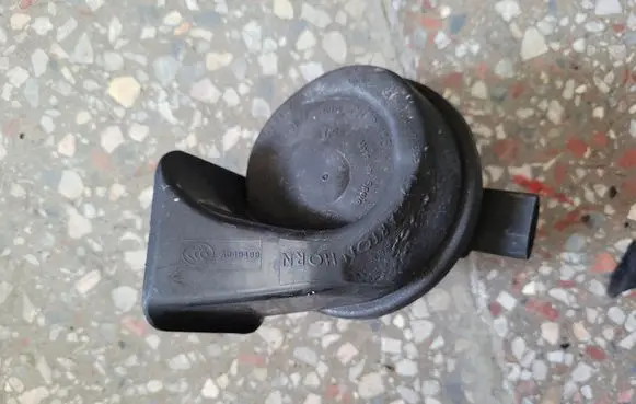 BMW 7 F01 F02 F03 F04 Horn signal 024148