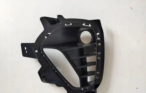 Hyundai i30 Front bumper lower grill 86564G4040