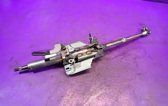 Mitsubishi Lancer VIII Steering wheel axle