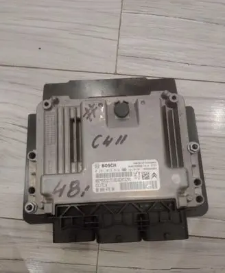 Citroen C4 II Engine control unit/module ECU 9805947680