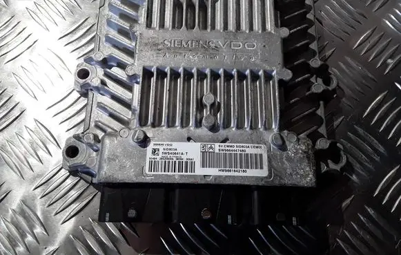 Peugeot 407 Engine control unit/module 5WS40641AT SW9664447480