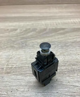Volvo S40, V40 Brake pedal sensor switch 9128577 00W28K
