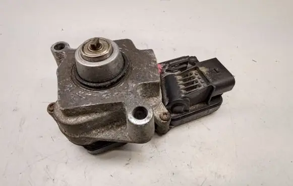 BMW 3 F30 F35 F31 Gearbox-reducer motor 7619778 27607619778