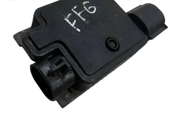 Ford Focus Fan control module 940002906 500010136211