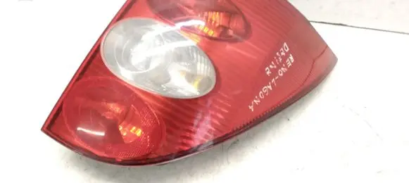 Renault Laguna II Rear/tail lights 8200002472