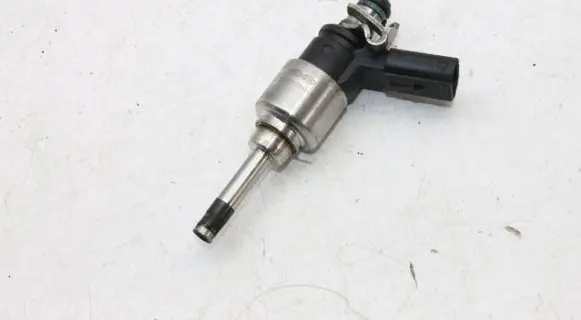KIA Sportage Fuel injector 353102M417