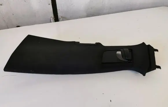 Volvo XC60 Seat belt trim 31479432