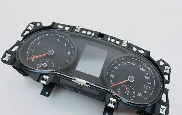 Volkswagen Golf VII Speedometer (instrument cluster) 5G1920742
