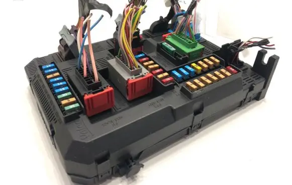 Peugeot 2008 I Other control units/modules 9807532080