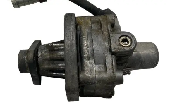 BMW 3 E36 Power steering pump 7681955110