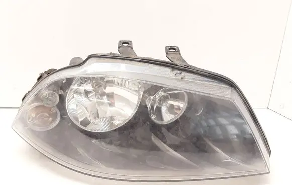 Seat Ibiza III (6L) Headlight/headlamp 6L1941006M 6L1941006 89317160