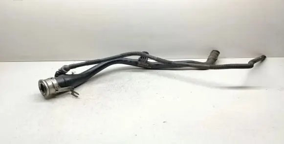 Fuel tank filler neck pipe