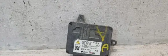 Hyundai i40 Voltage converter/converter module 3Z921-01700