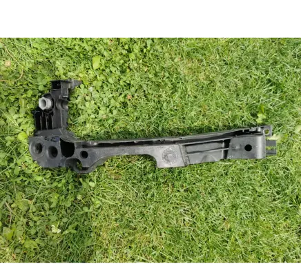 Volkswagen Golf VI Front bumper mounting bracket 5K0807571