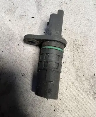 Renault Trafic II (X83) Crankshaft position sensor 8200515648 820051564