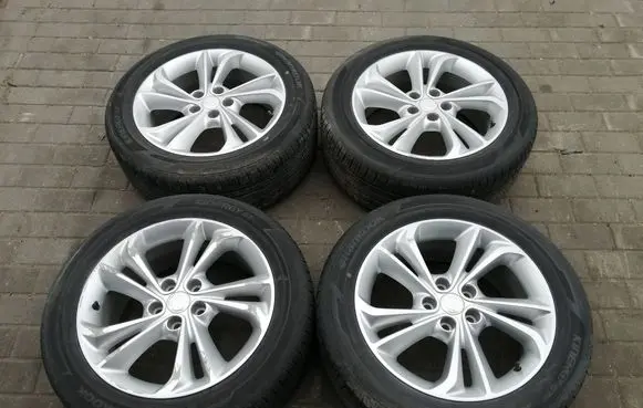 Buick Encore GX I R18 alloy rim 42506161