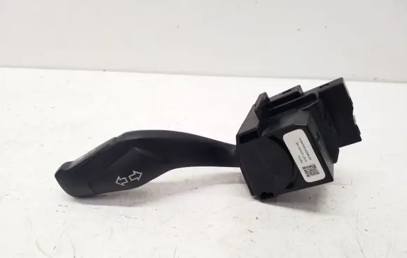 Ford Focus Indicator stalk AV6T13335AB