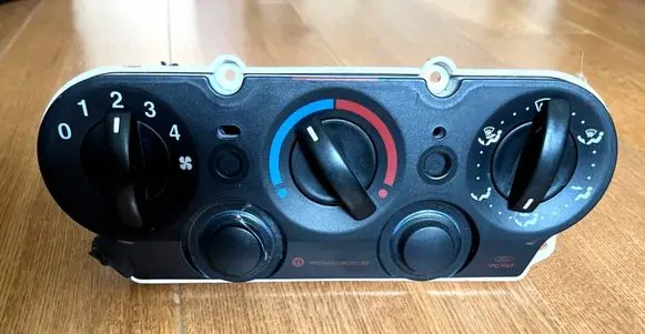 Ford Fiesta Climate control unit 2S6H18549BE