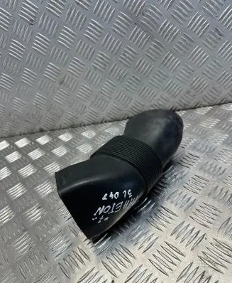 Volkswagen Phaeton Air intake duct part 3D0129617AH