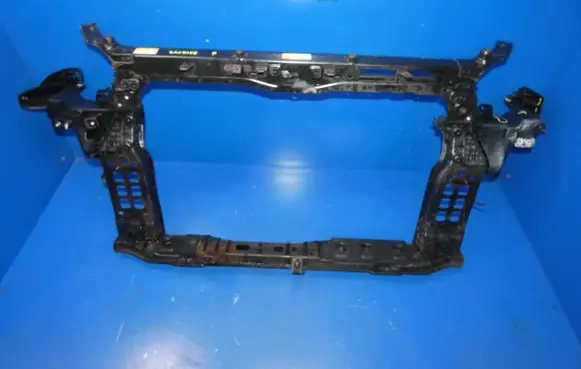 Hyundai Santa Fe Radiator support slam panel