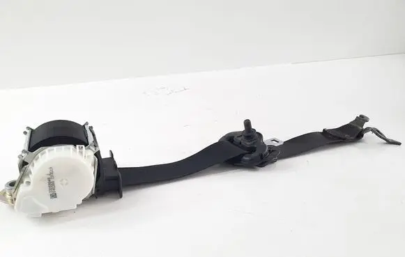 BMW 1 E81 E87 Front seatbelt 33059848