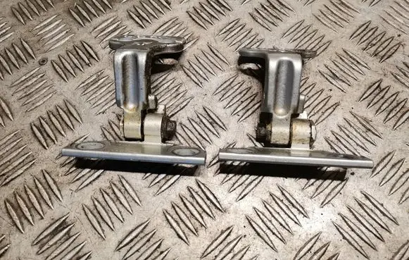 Jaguar XF X250 Rear door hinge set 8X23F228A66AC 8X23E228A64AC