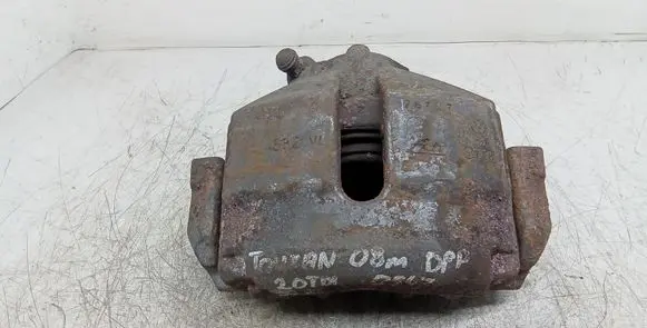 Volkswagen Touran I Front brake caliper 582