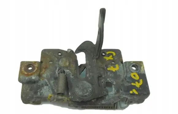 Mazda CX-7 Fuel tank opening switch 