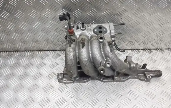Suzuki Baleno EG Intake manifold