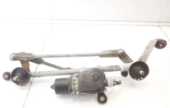 Nissan Leaf I (ZE0) Front wiper linkage and motor