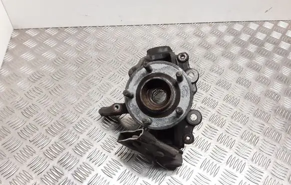 Ford Focus Front wheel hub AV613K170