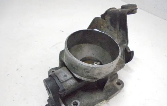 Ford Fusion Electric throttle body valve 2S6UBB