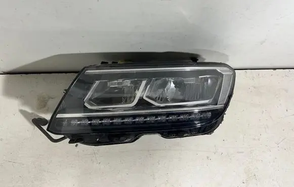 Volkswagen Tiguan Headlight/headlamp 5NB941035B 030110123100