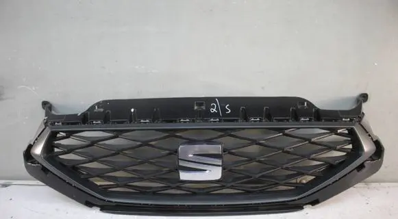 Seat Leon IV Front bumper upper radiator grill 5FA853651G