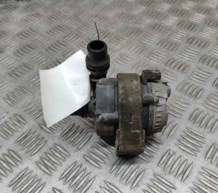 BMW 3 F30 F35 F31 Electric auxiliary coolant/water pump 0392024060 8638239