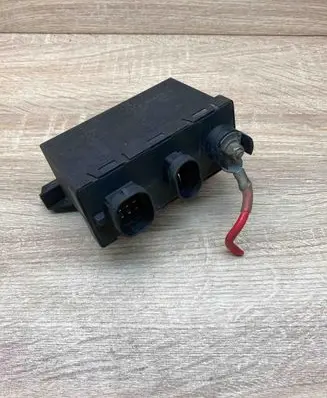 Renault Espace II Glow plug pre-heat relay 7700851443 73504512