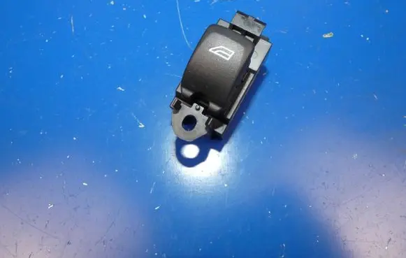 Volvo XC60 Electric window control switch 31272012 10W325