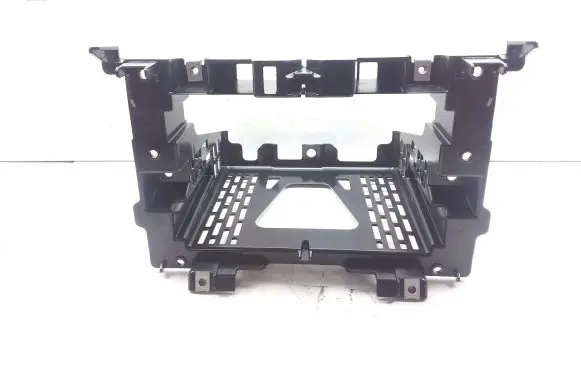 Mercedes-Benz Sprinter W906 Radio/GPS head unit trim A9066891931 15880