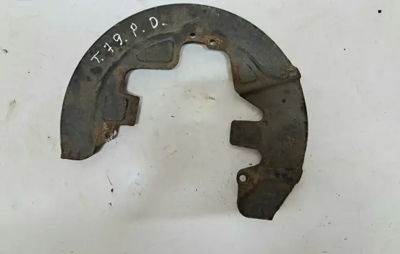 Volvo V70 Front brake disc dust cover plate 
