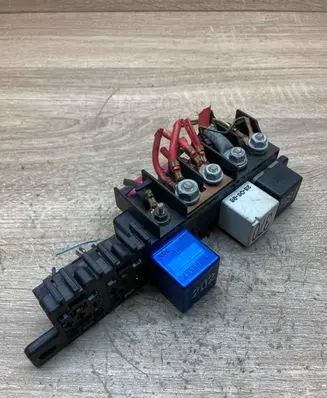 Audi A3 S3 8L Fuse box set 8L0941822A 431951253H
