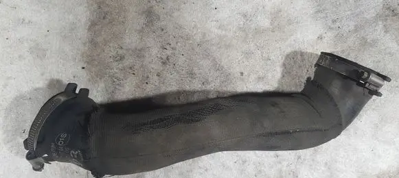 Audi A8 S8 D3 4E Intercooler hose/pipe 4E0145737M