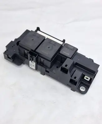 Toyota Auris E180 Fuse module 63583507 G927133011 AA026FK9