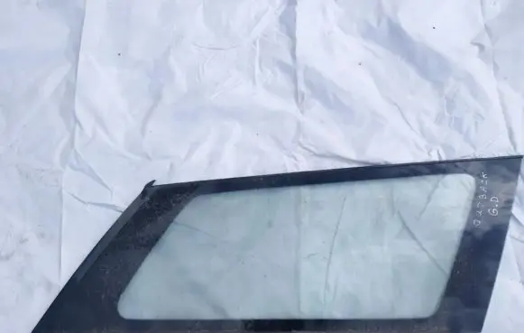 Subaru Outback Rear side window