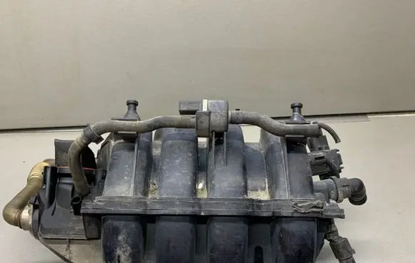 Skoda Octavia Mk2 (1Z) Intake manifold 2900310509