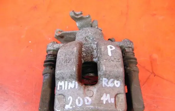 Mini Cooper Countryman R60 Rear brake caliper