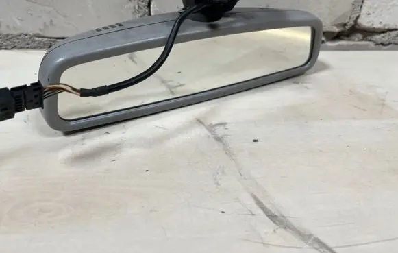 Mercedes-Benz E W211 Rear view mirror (interior) A2118101517