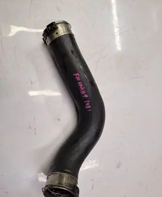 BMW 5 F10 F11 Intercooler hose/pipe 11617810615